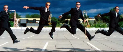 Titelbild Mobile Band MEN IN BLECH Walking Act und Marching Band