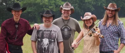 Titelbild Skyline Riders - kickin´ country music