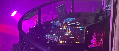 Titelbild Weibliche DJane  für „Just GOOD Music“ - DJ Deidesheim