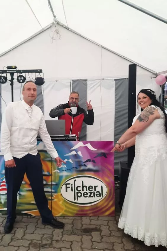 Zelthochzeit Kramerhof bei Stralsund mit DJ Fischer Spezial