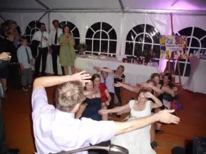 Hochzeit im Zelt mit Dj Andy und Djane Dana