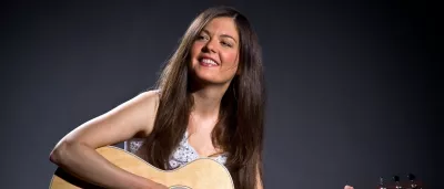 Titelbild Jasmin Dazert &amp; Band, Acoustic music unplugged