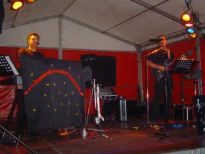 Geburstag in Köln mit Wagi an der Gitarre