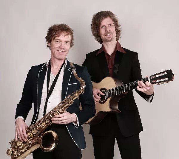 Duo Saxophon und Gitarre