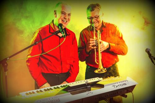 Die 2 Innsbrucker mit Live-Trompetensound