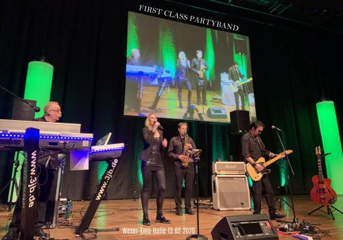 First Class Partyband am 13.02.2020 in der WESER-EMS-HALLE in OL