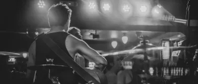 Titelbild Sänger aus Hamburg mit 16 Jahre Erfahrung an Live Musik