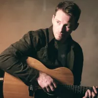 Avatar Singer Songwriter
