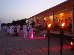 Strandparty für private Feier - Hochzeit am Strand von Mallorca