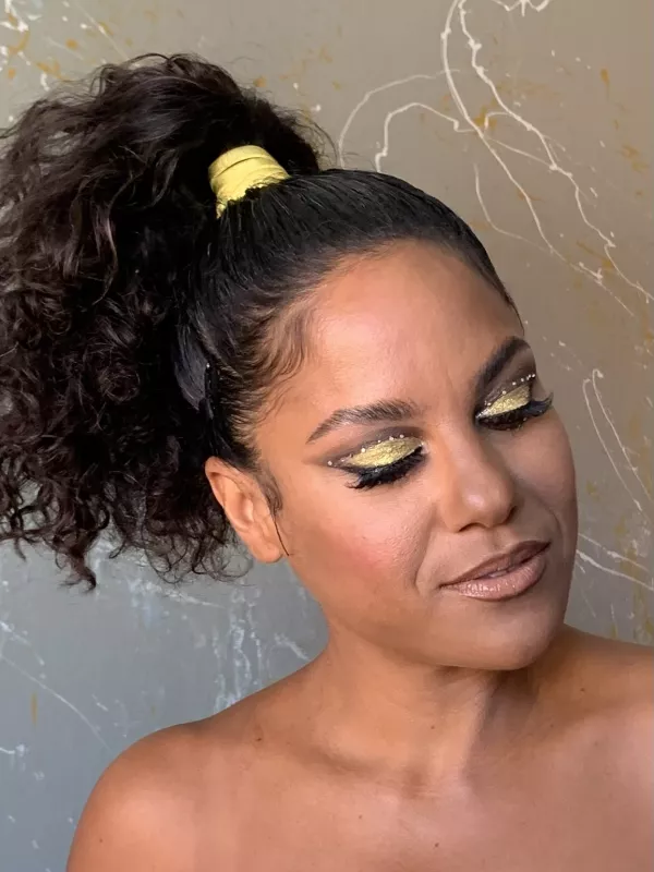 Bühnen Makeup für SAP ARENA Sängerin Nicole Hadfield
